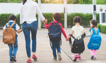 Les vacances d’été arrivent à leur fin, et vous souhaitez d’ores et déjà préparer la rentrée scolaire de vos enfants ? Découvrez tous nos conseils en matière d’organisation pour une rentrée sereine.