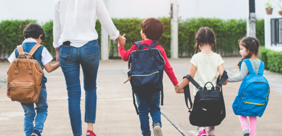 Les vacances d’été arrivent à leur fin, et vous souhaitez d’ores et déjà préparer la rentrée scolaire de vos enfants ? Découvrez tous nos conseils en matière d’organisation pour une rentrée sereine.