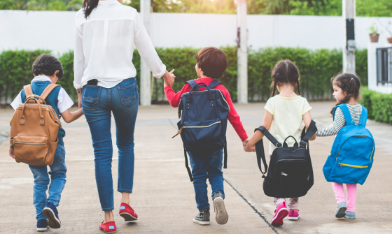 Les vacances d’été arrivent à leur fin, et vous souhaitez d’ores et déjà préparer la rentrée scolaire de vos enfants ? Découvrez tous nos conseils en matière d’organisation pour une rentrée sereine.